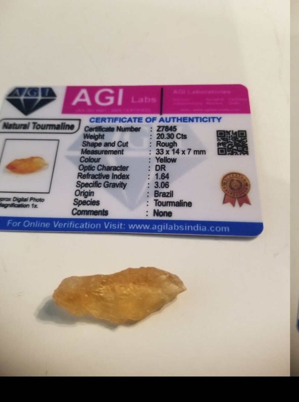 Natural Tourmalune Gemstone